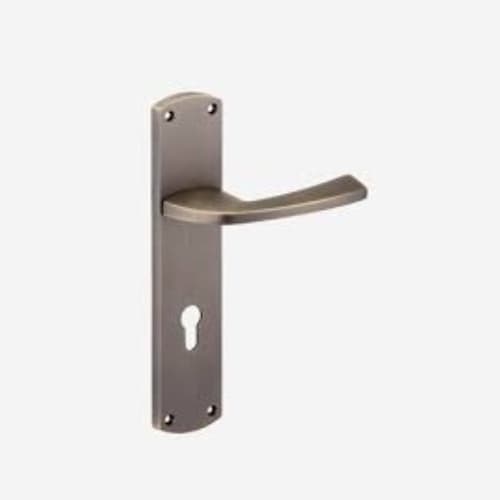 Door accessories & mesh